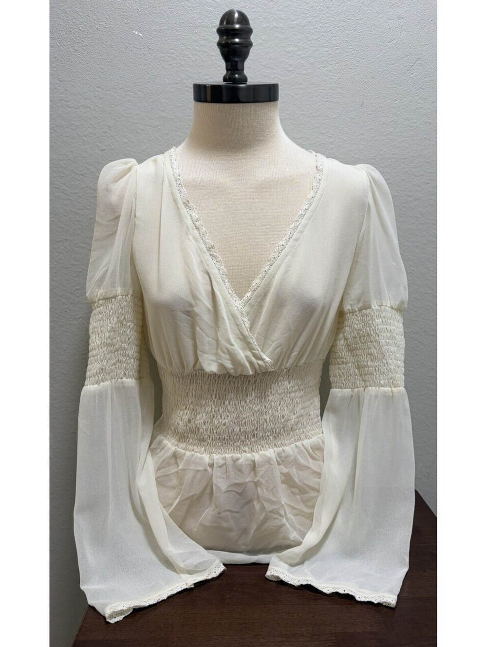 Y2K Charlotte Russe Ivory Smocked Lace Trim  Blouse M